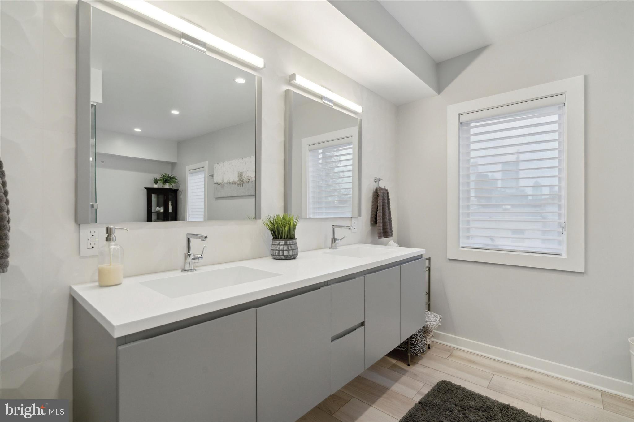 FAIRMOUNT - Residential