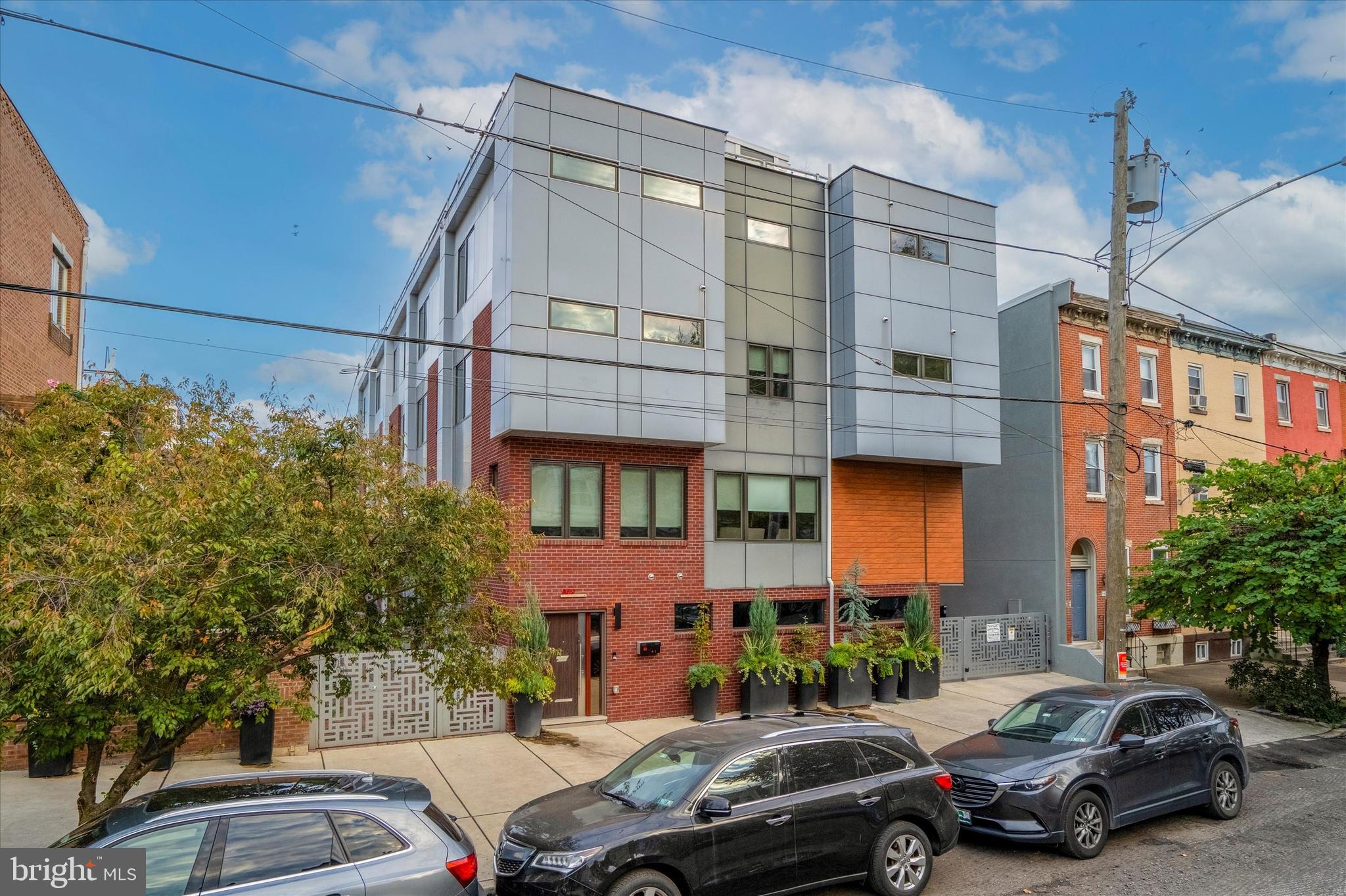FAIRMOUNT - Residential