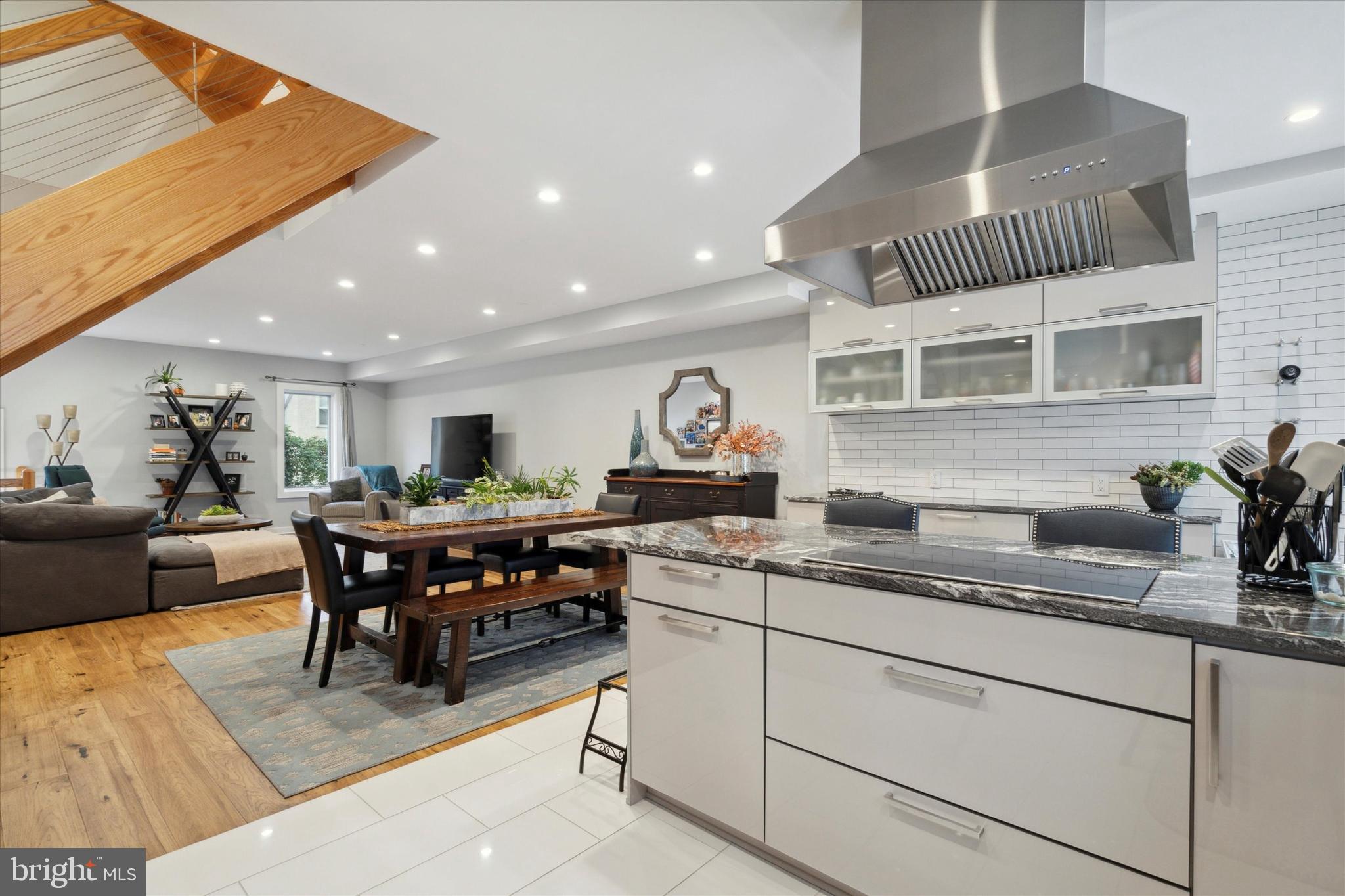 FAIRMOUNT - Residential