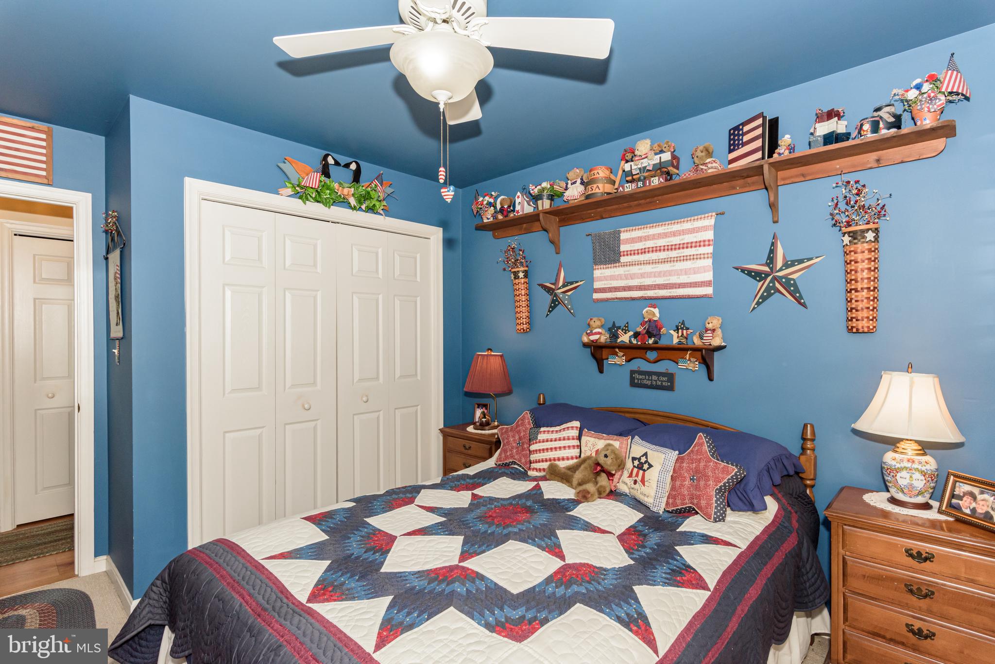 OYSTER HARBOR - Residential