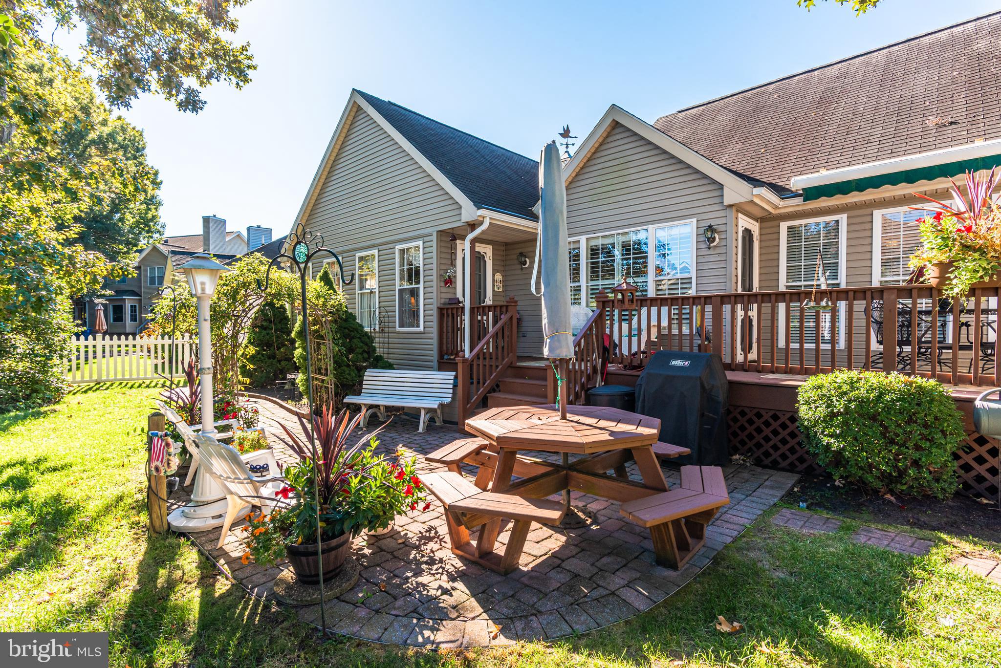 OYSTER HARBOR - Residential