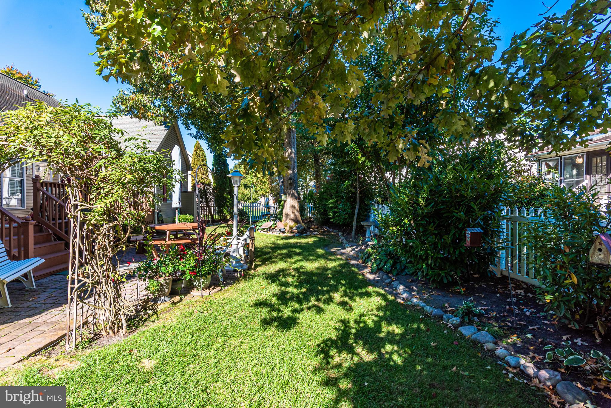 OYSTER HARBOR - Residential