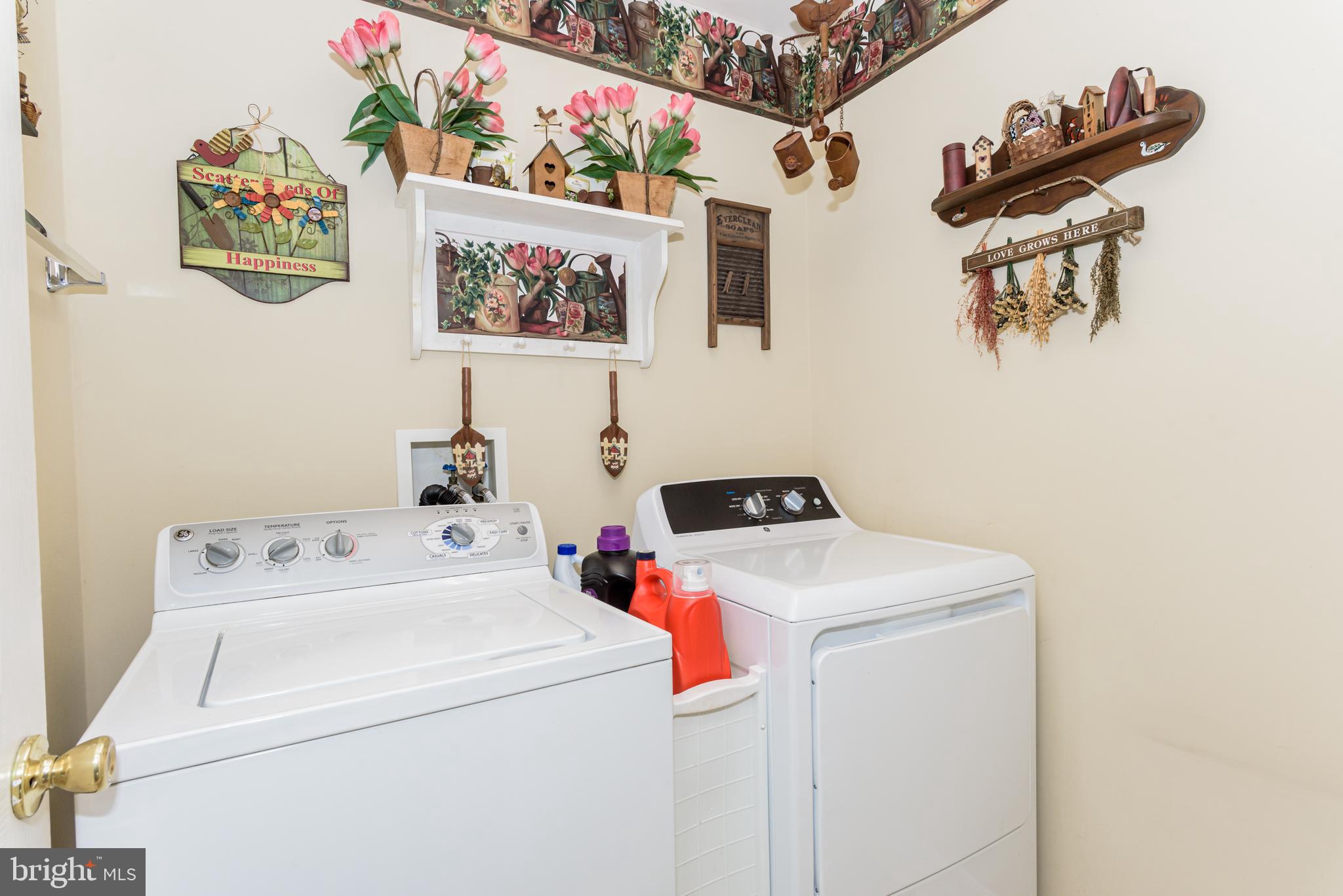 OYSTER HARBOR - Residential