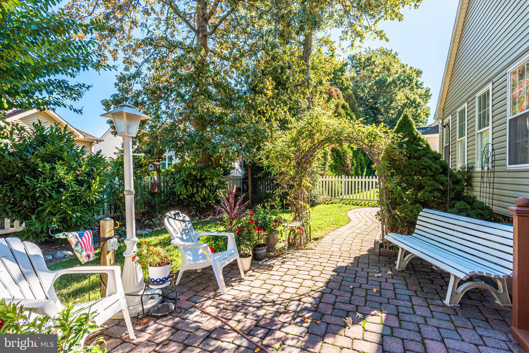 OYSTER HARBOR - Residential