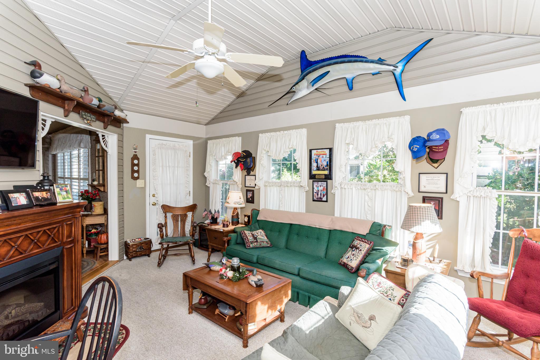 OYSTER HARBOR - Residential