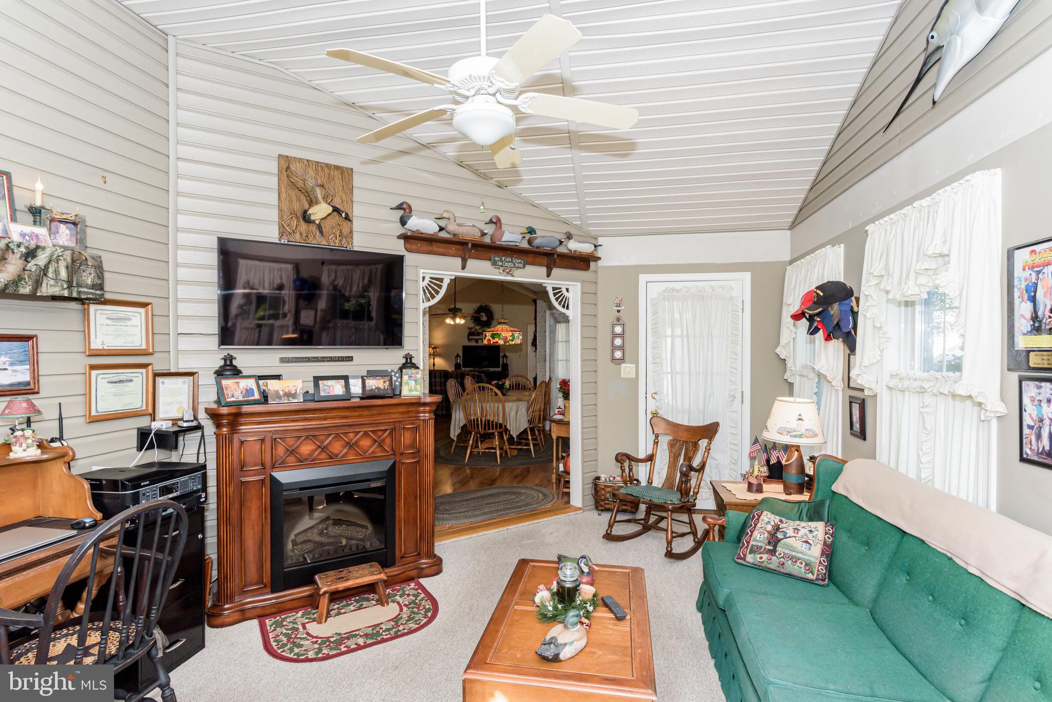 OYSTER HARBOR - Residential