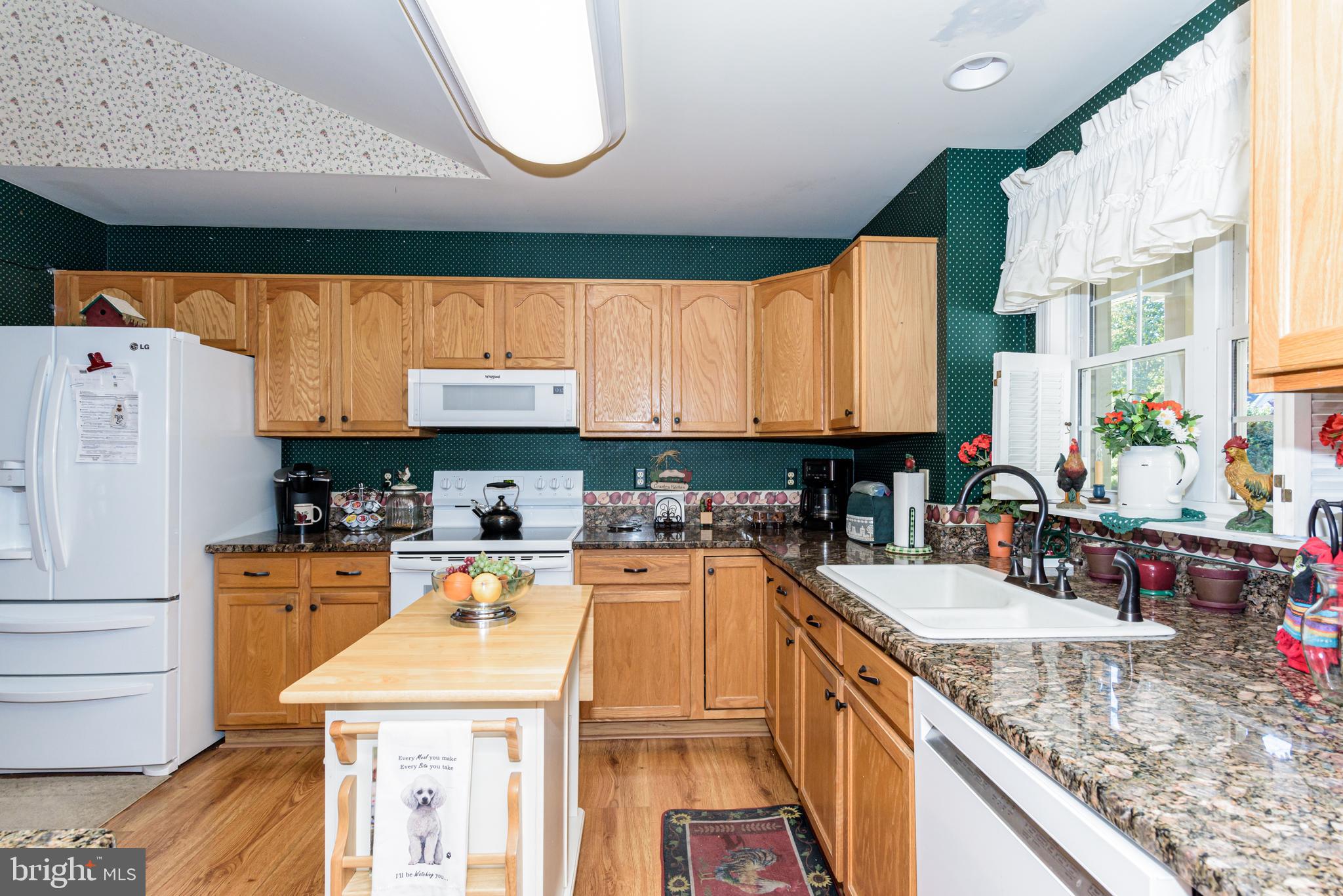 OYSTER HARBOR - Residential