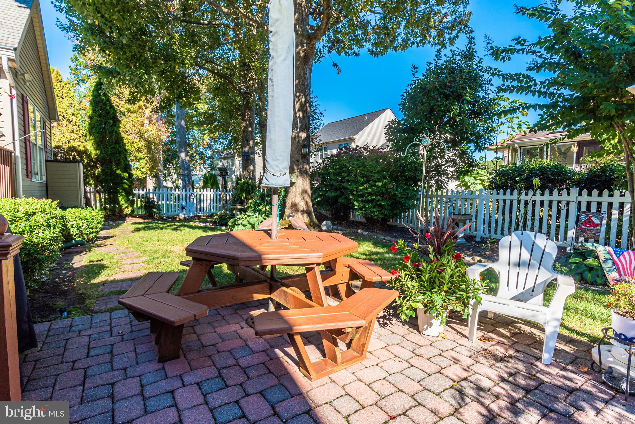 OYSTER HARBOR - Residential