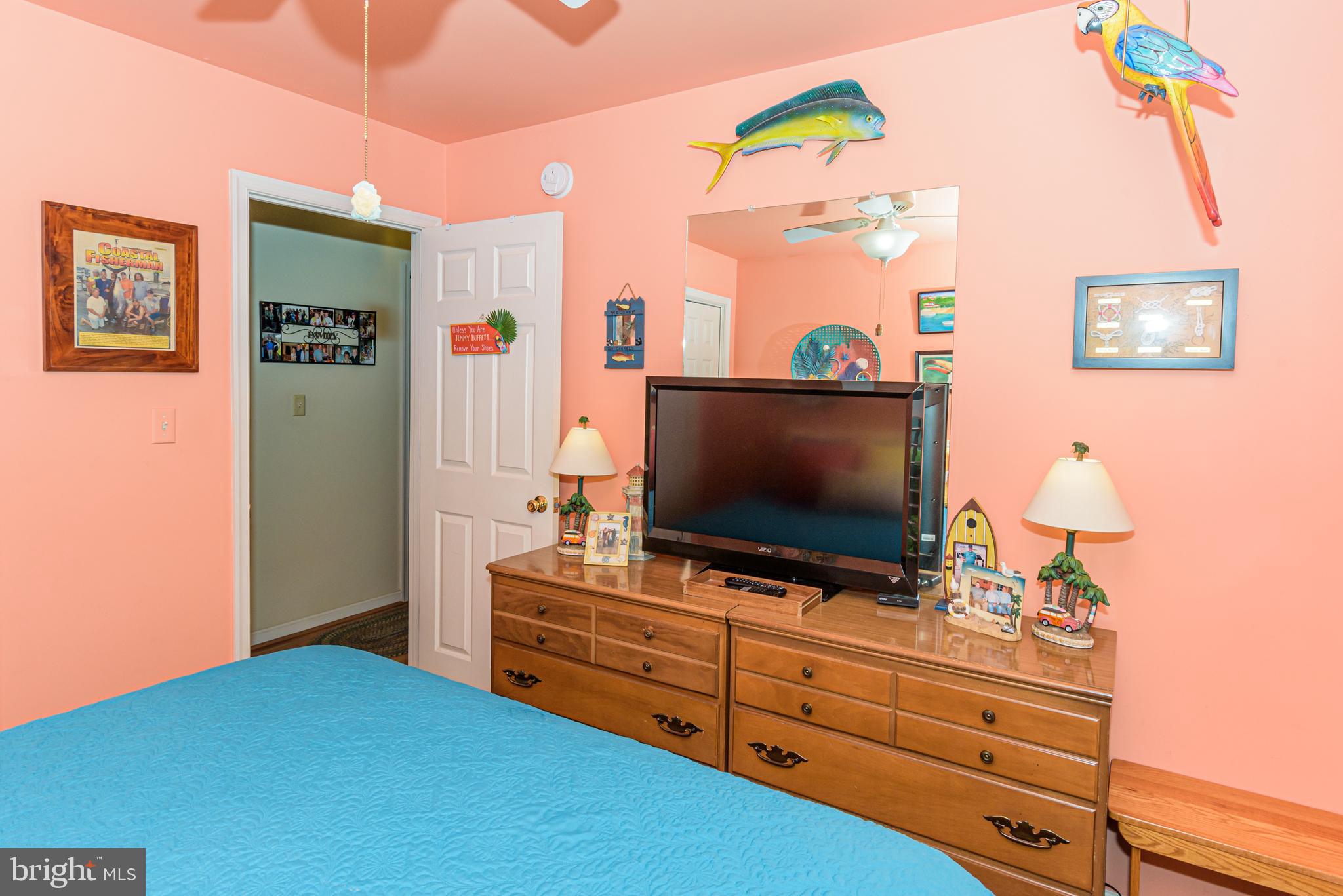 OYSTER HARBOR - Residential