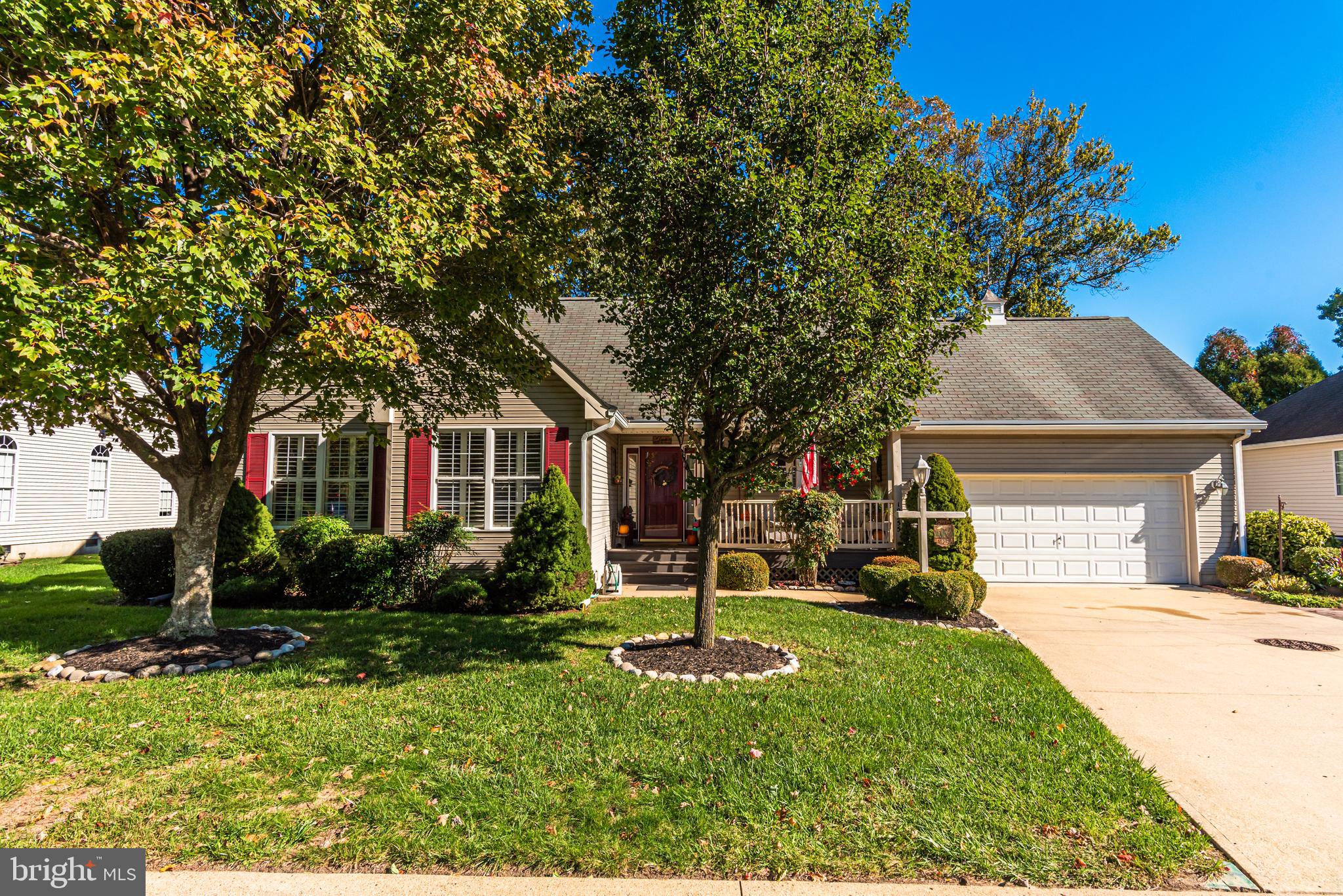 OYSTER HARBOR - Residential