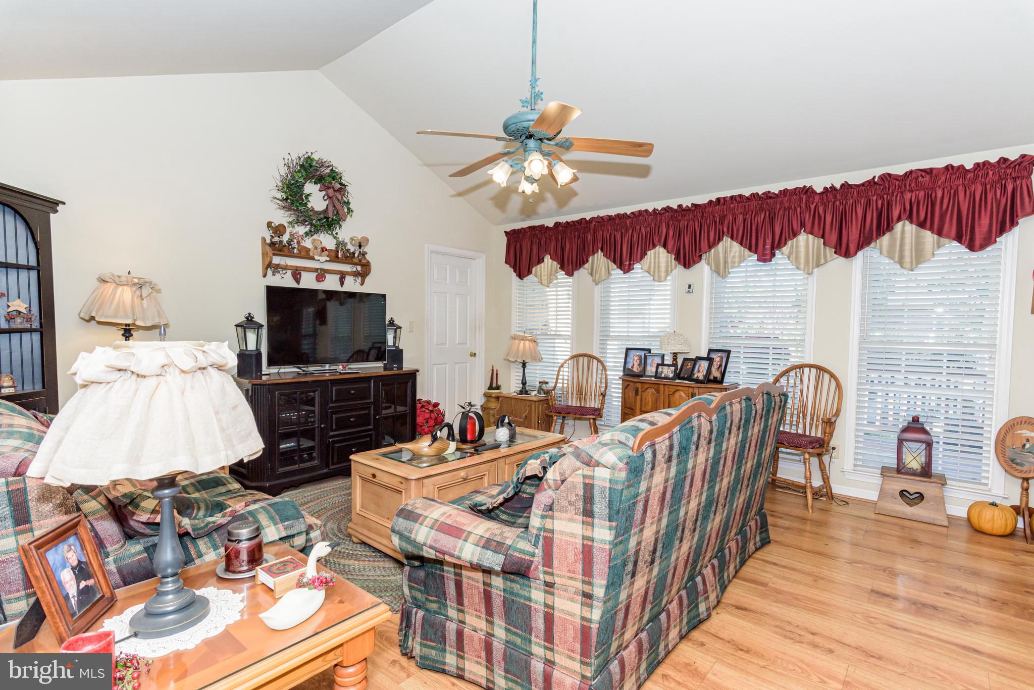 OYSTER HARBOR - Residential