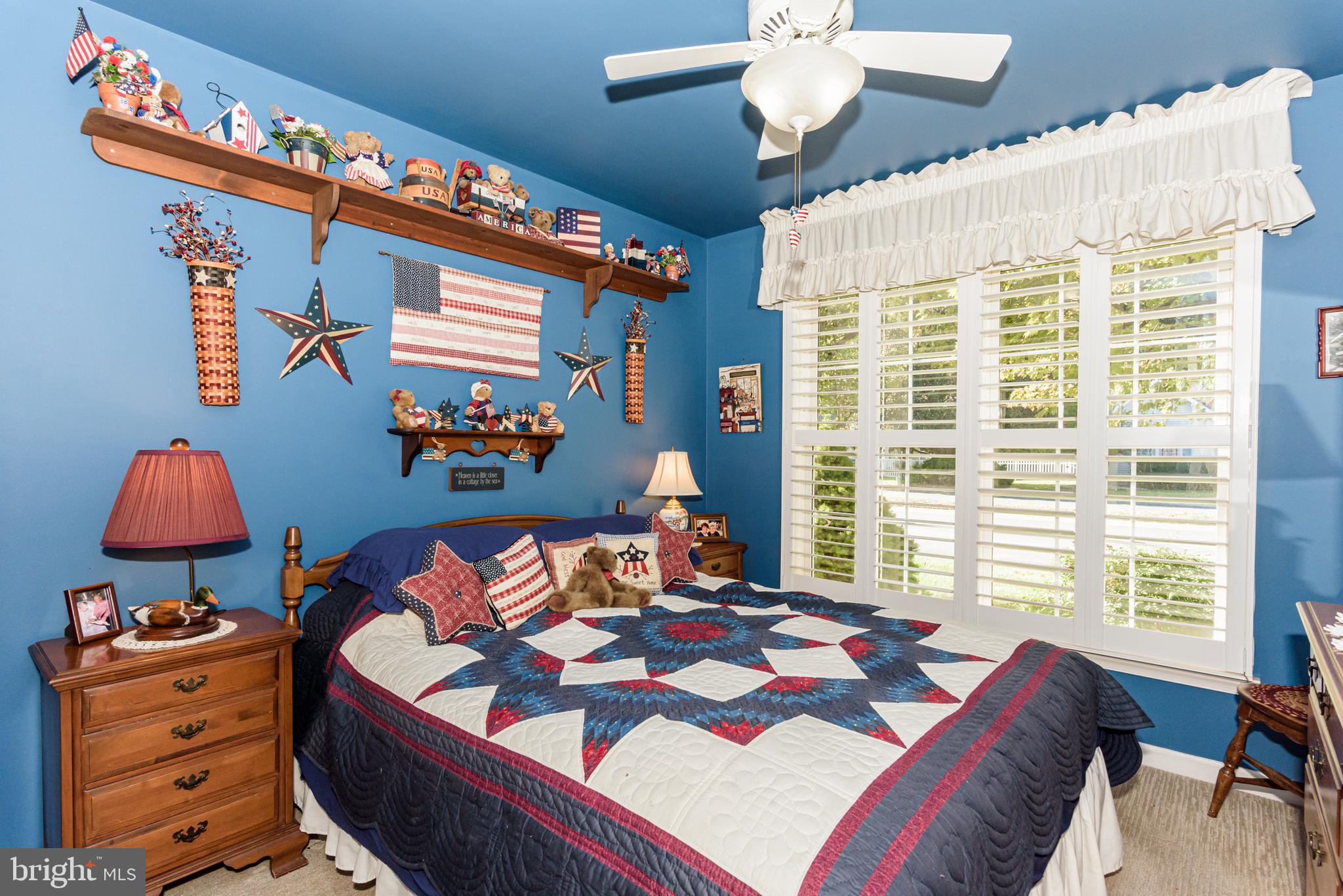 OYSTER HARBOR - Residential