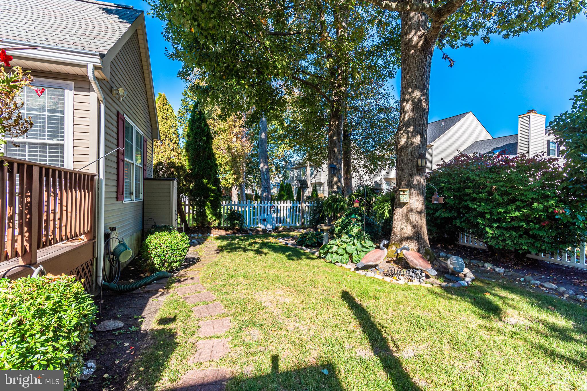 OYSTER HARBOR - Residential