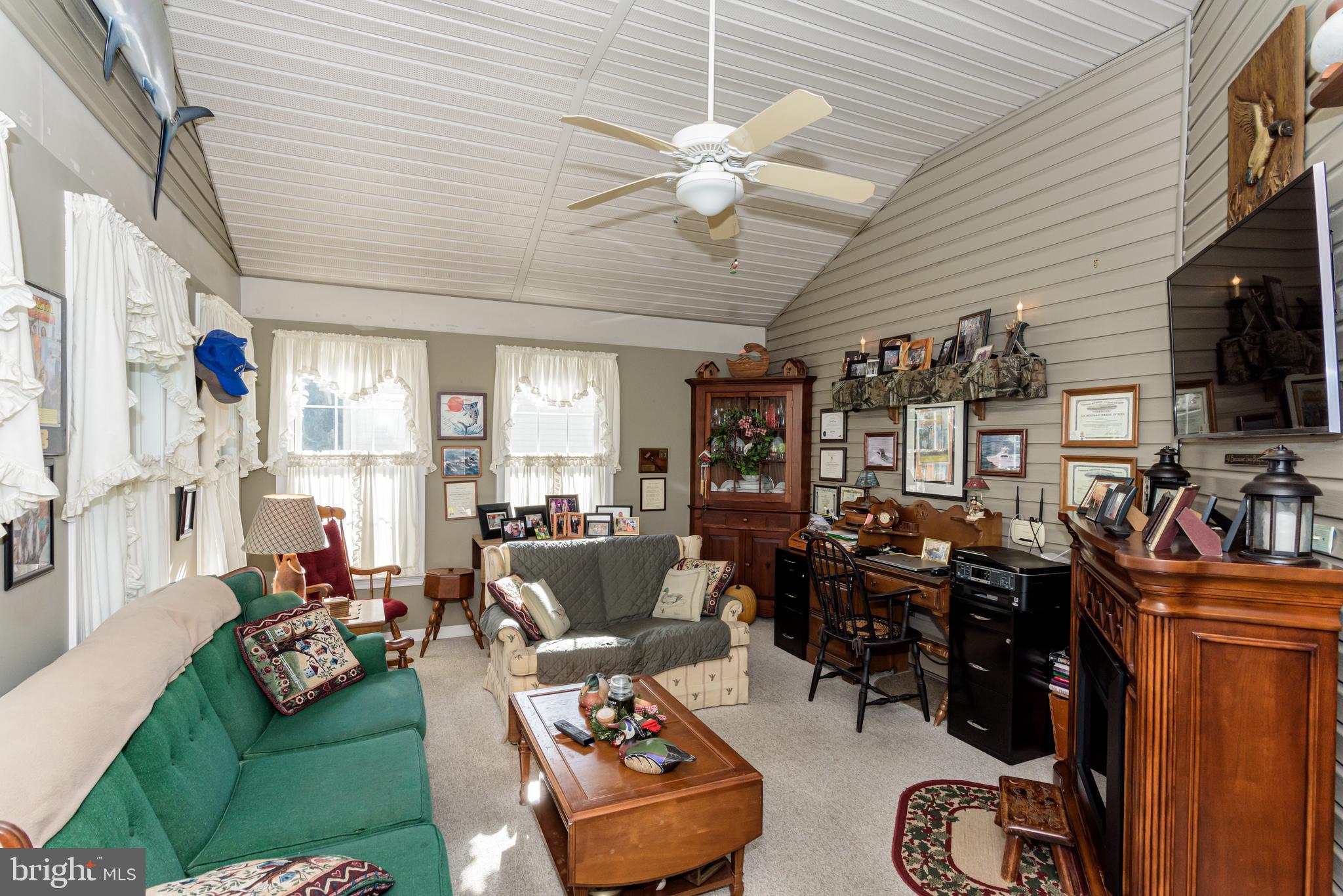 OYSTER HARBOR - Residential