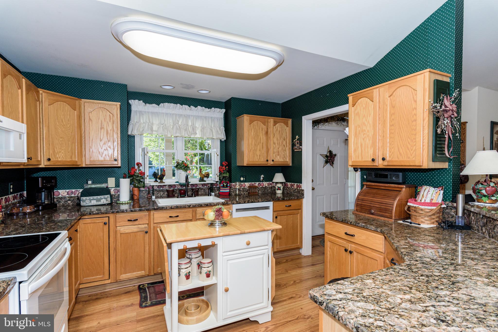 OYSTER HARBOR - Residential