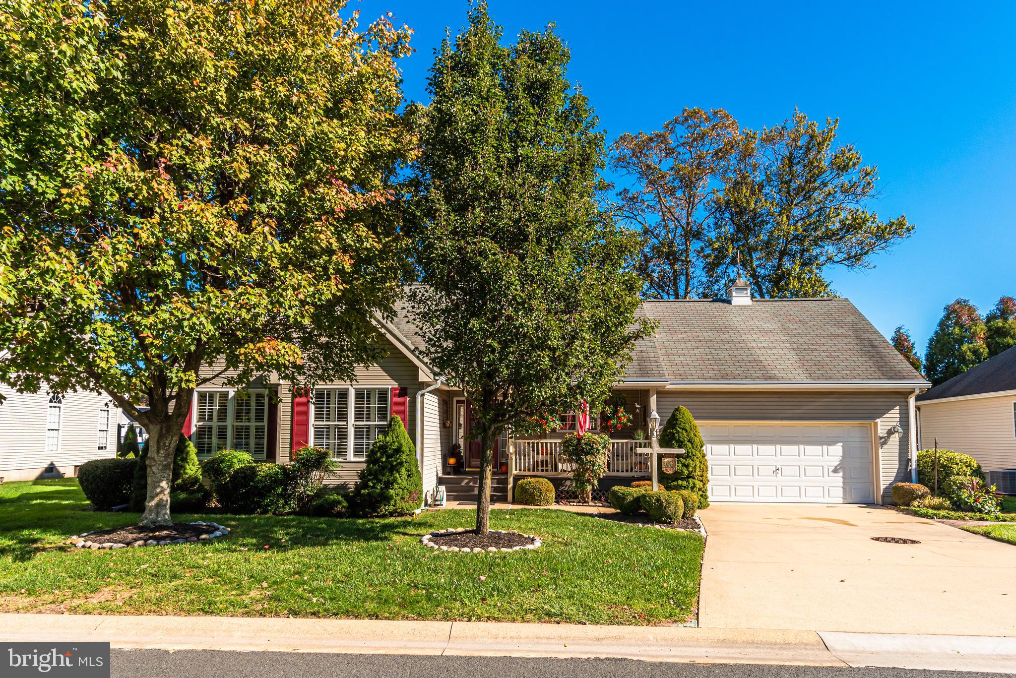 OYSTER HARBOR - Residential