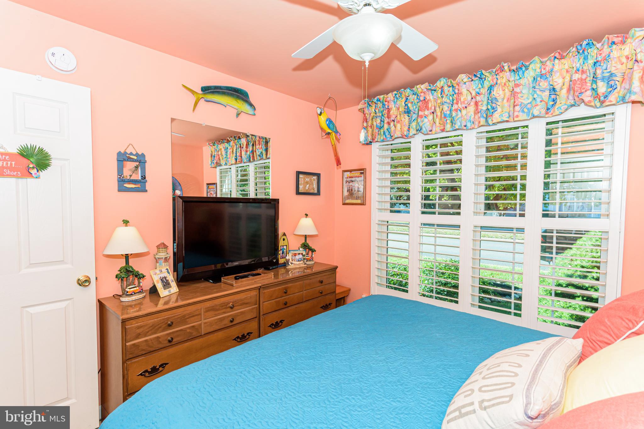 OYSTER HARBOR - Residential