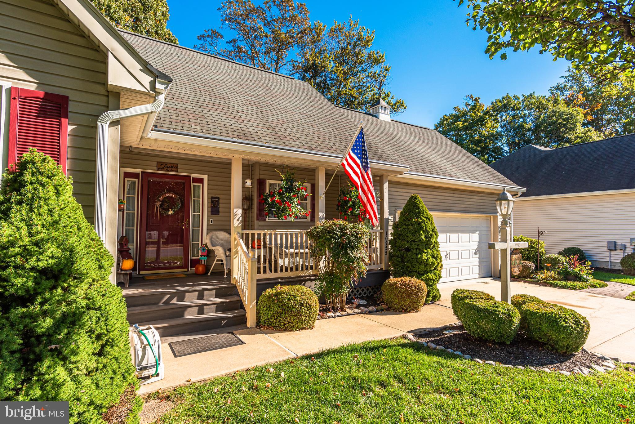 OYSTER HARBOR - Residential