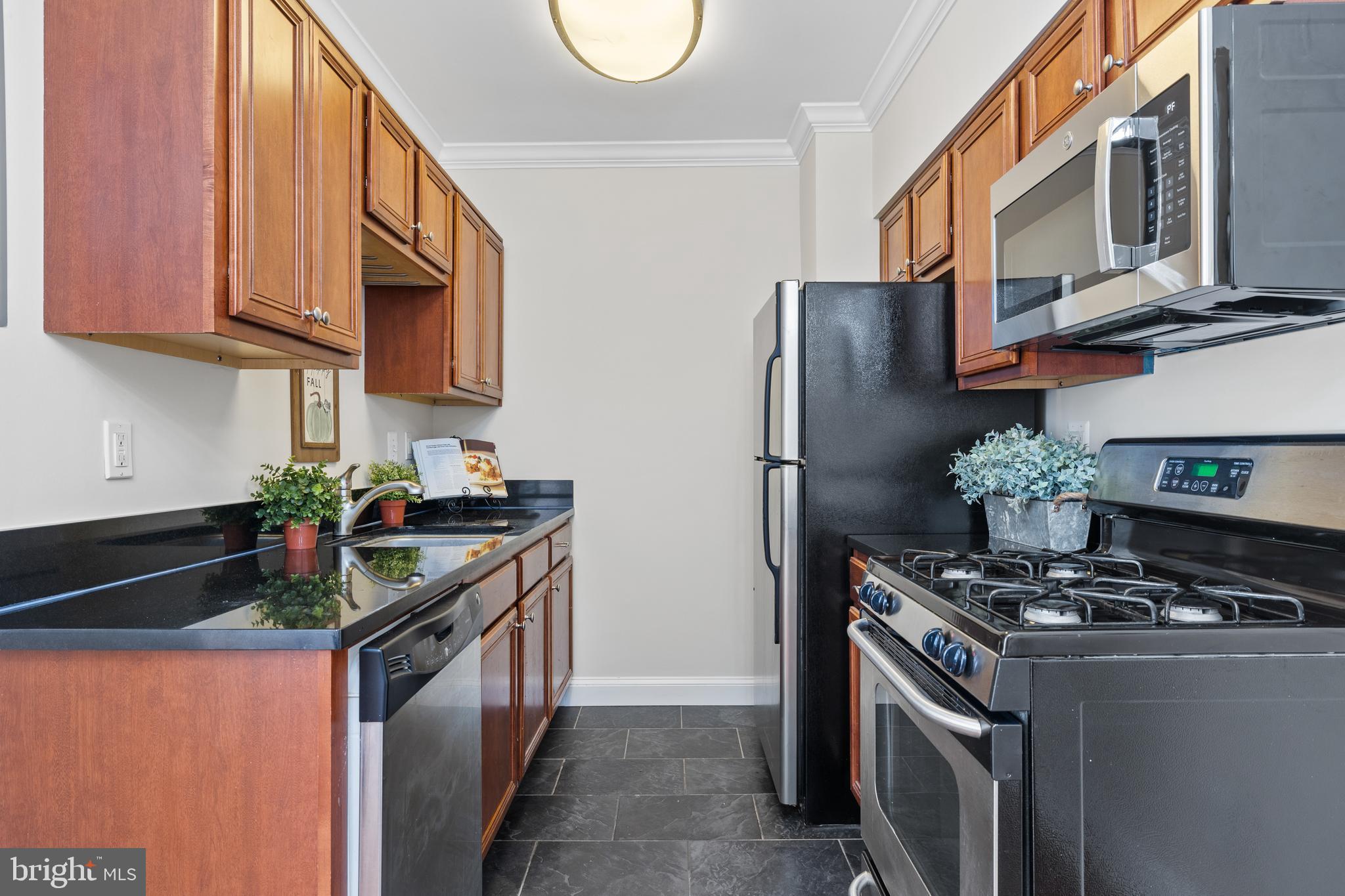 BEARINGS SOUTH - Residential Lease