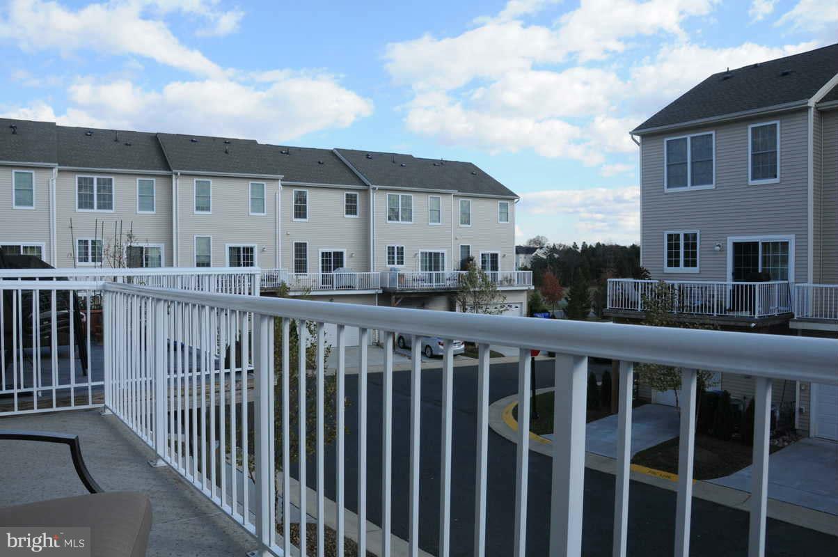 AMBERLEA AT SOUTH RIDING - Residential