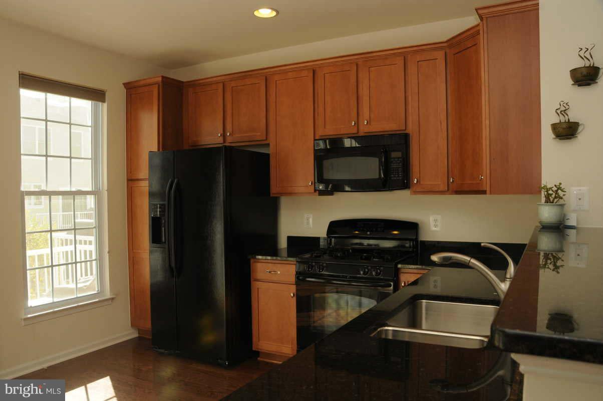 AMBERLEA AT SOUTH RIDING - Residential