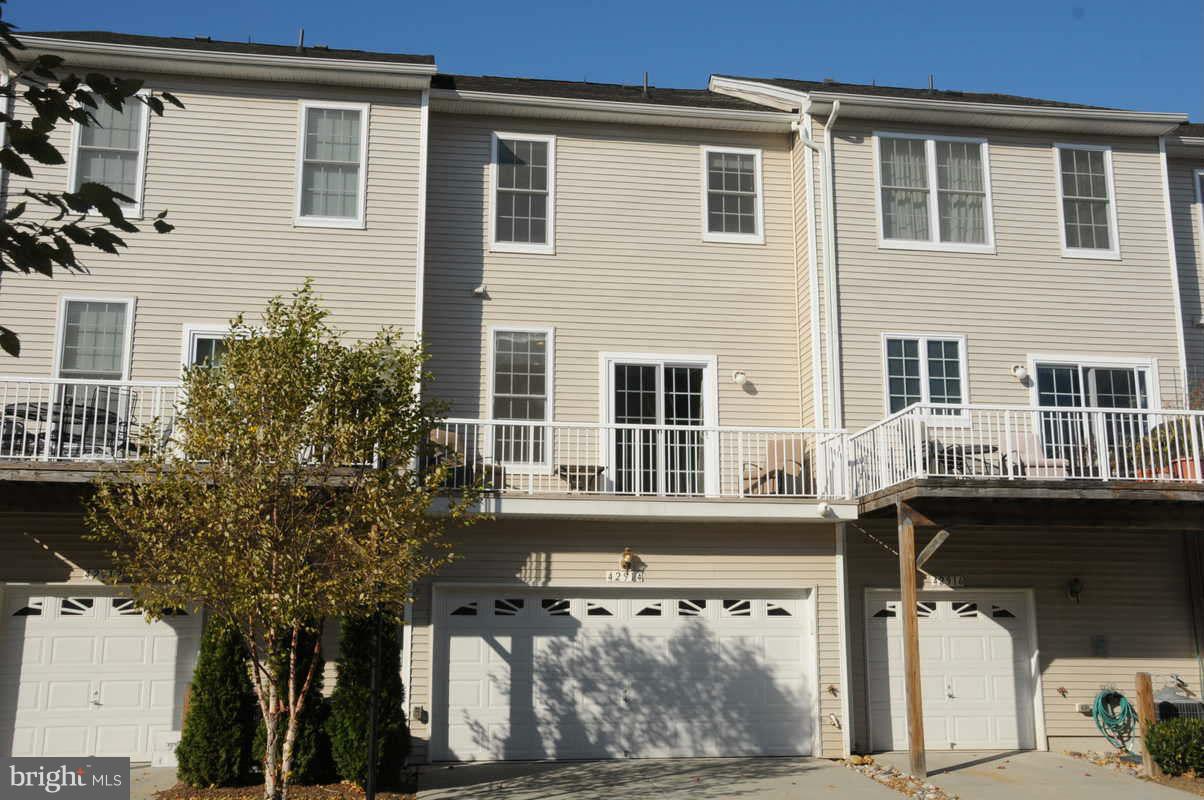 AMBERLEA AT SOUTH RIDING - Residential