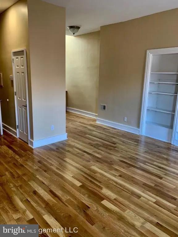 FAIRMOUNT - Residential Lease