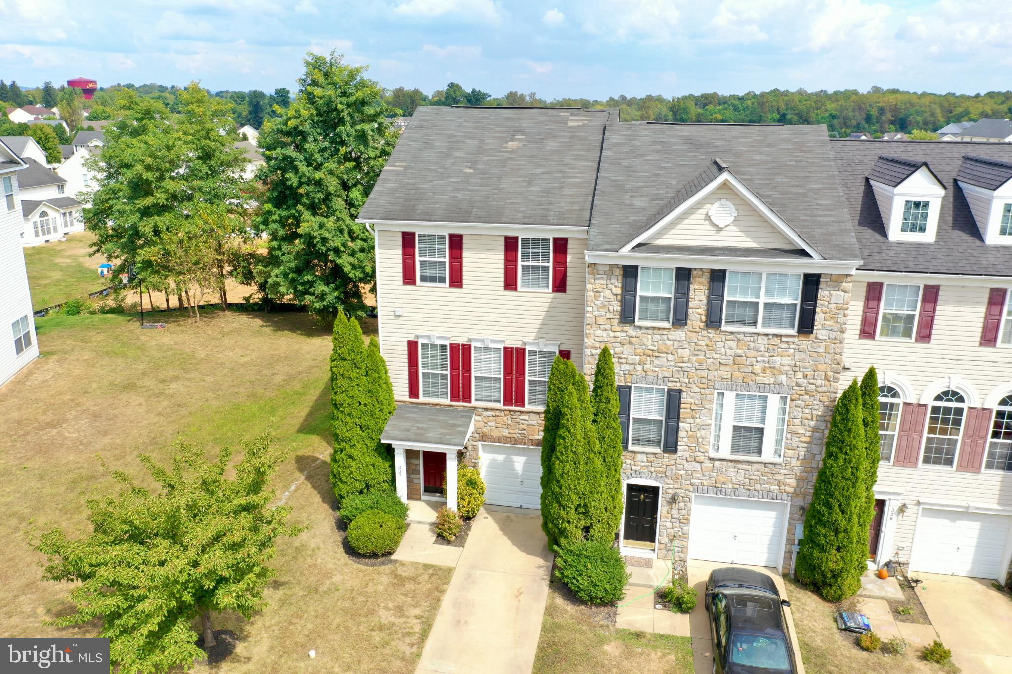 THE GALLERY - Residential