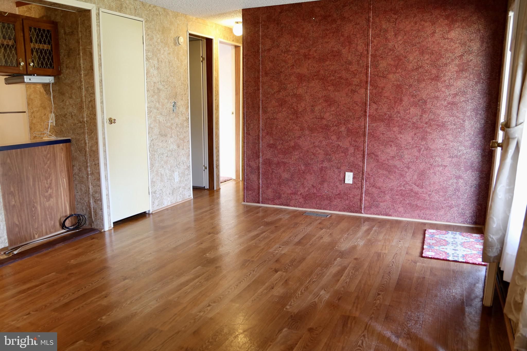 NONE UNRESTRICTED - Residential