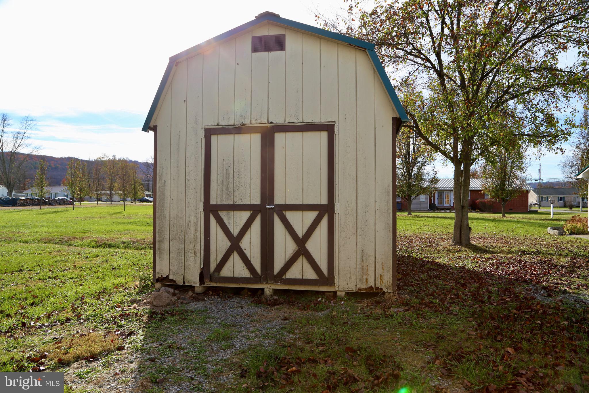 NONE UNRESTRICTED - Residential