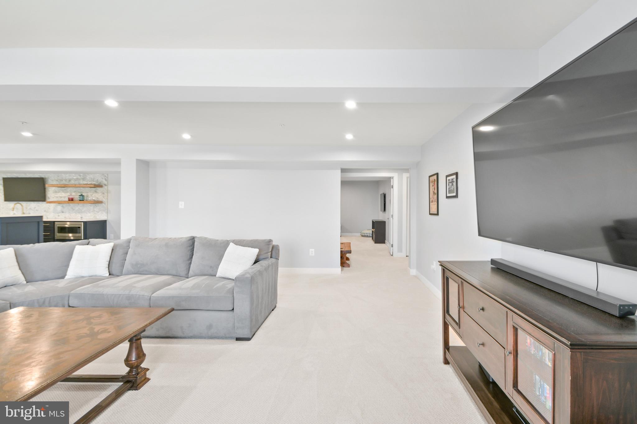 RAMSBURG ESTATES - Residential