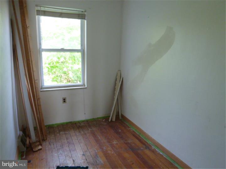 PHILADELPHIA (SOUTHWEST) - Residential