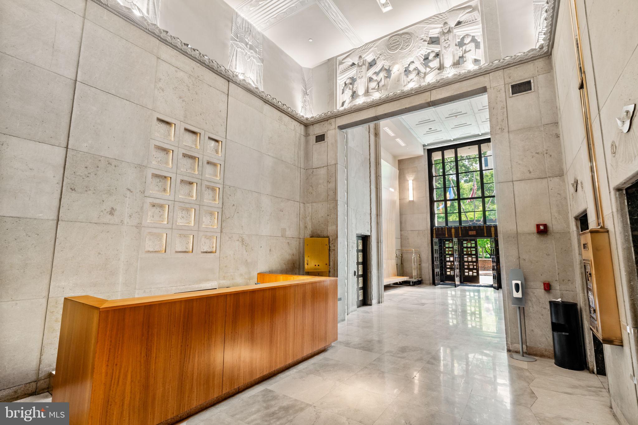 SOCIETY HILL - Residential