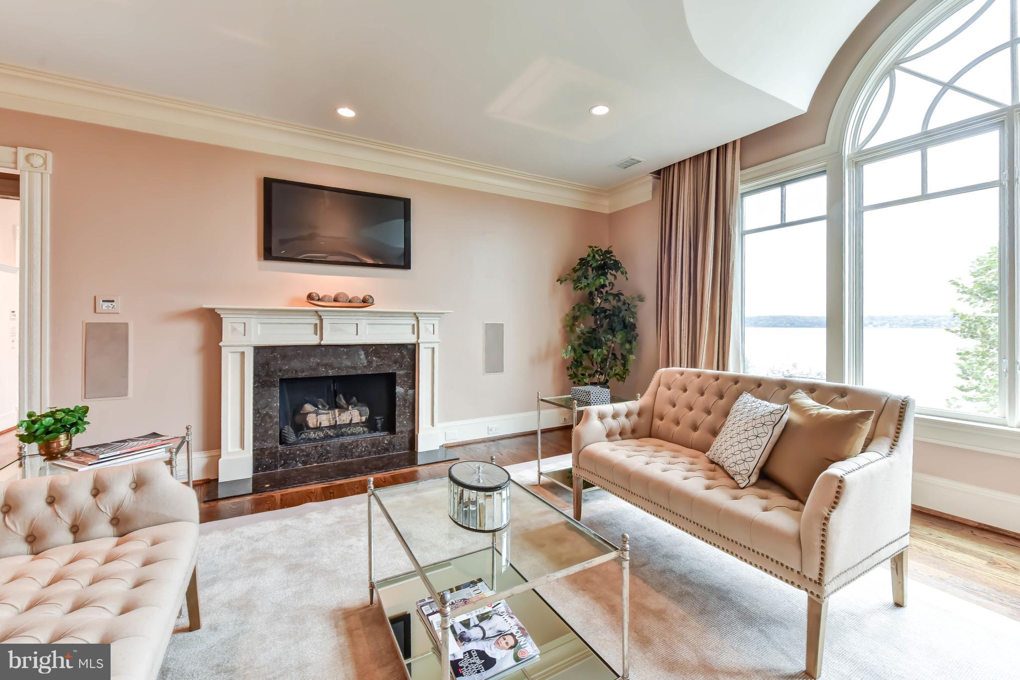 ARCTURUS ON THE POTOMAC - Residential