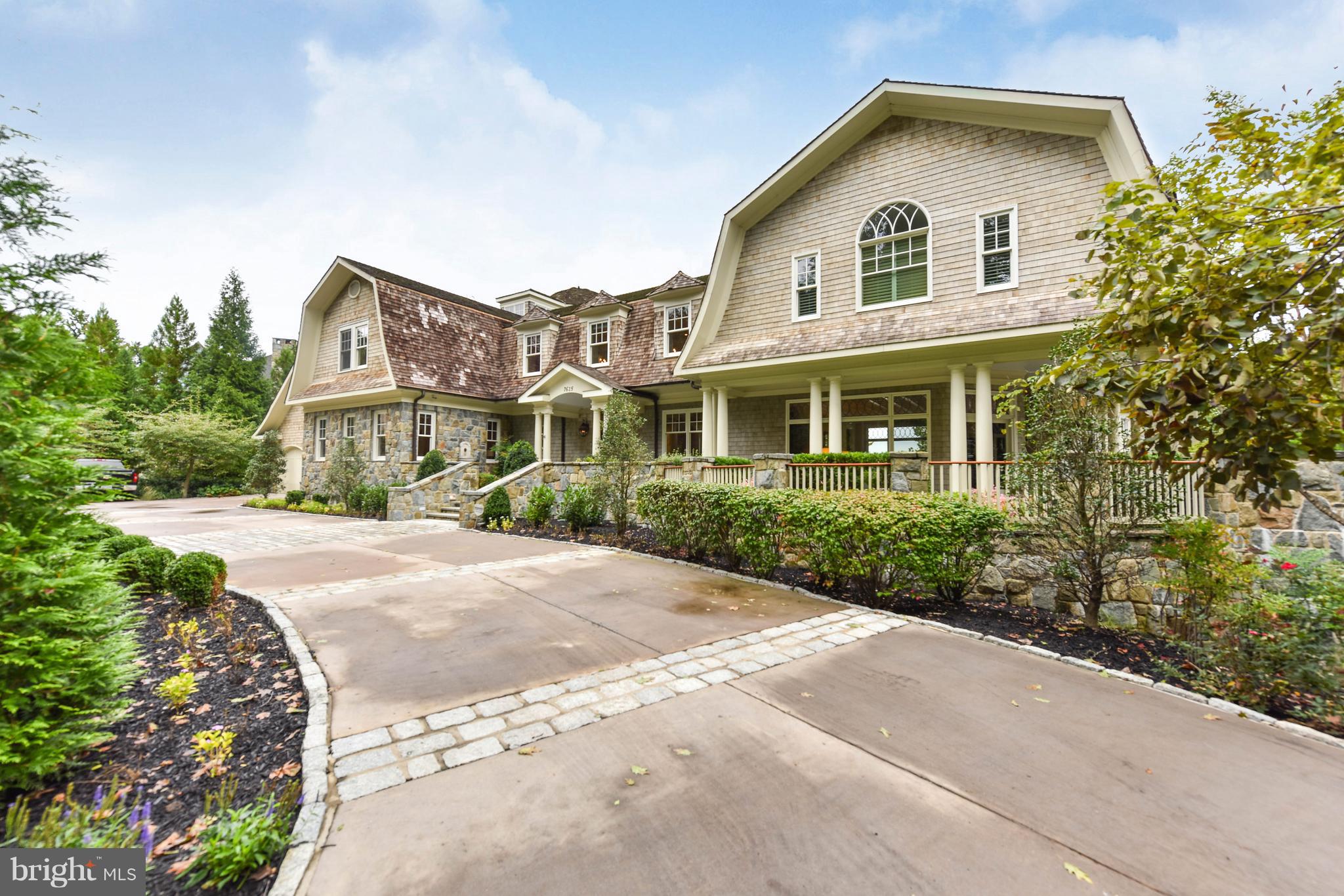 ARCTURUS ON THE POTOMAC - Residential