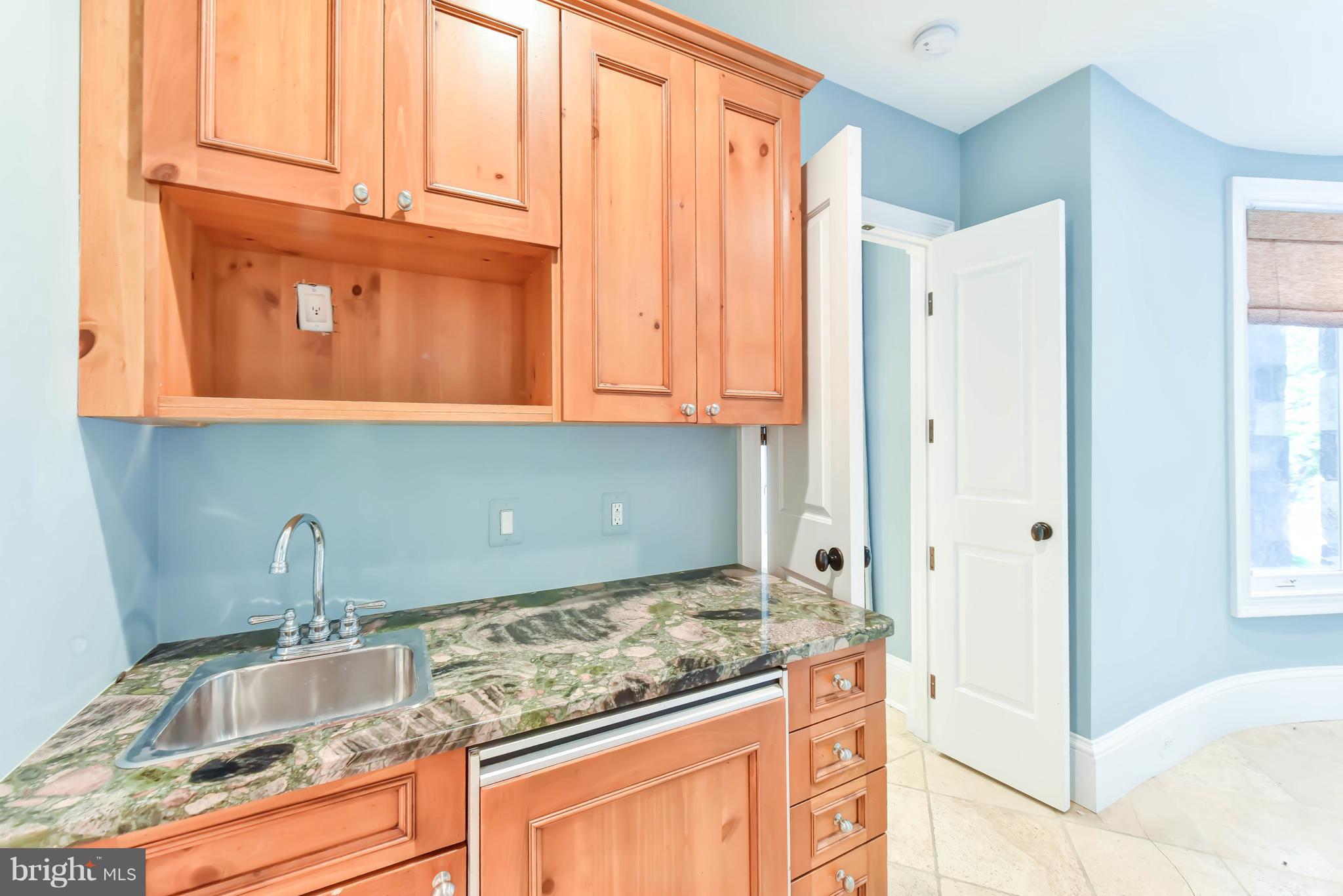 ARCTURUS ON THE POTOMAC - Residential