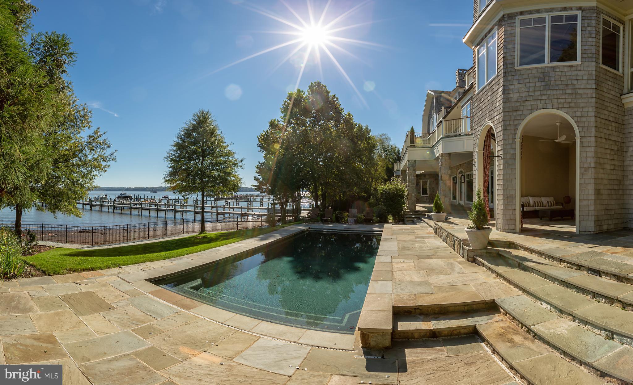 ARCTURUS ON THE POTOMAC - Residential