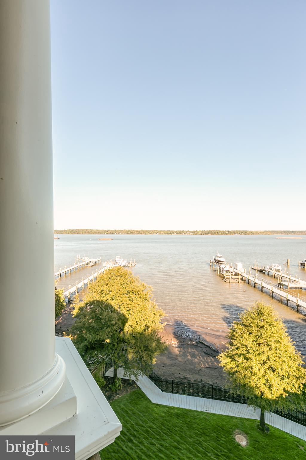 ARCTURUS ON THE POTOMAC - Residential