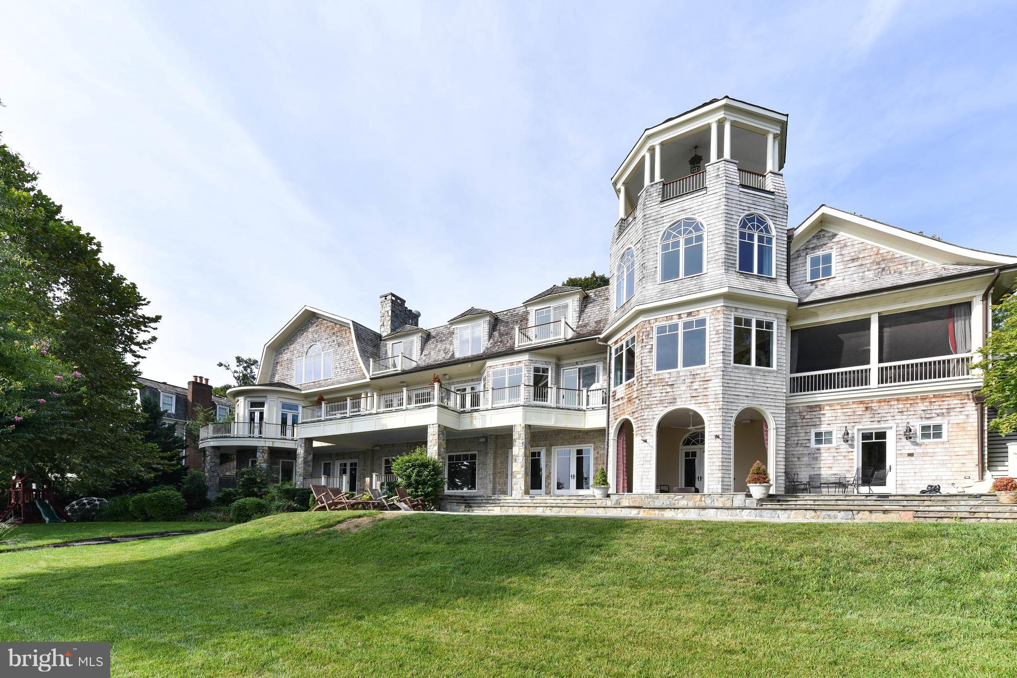 ARCTURUS ON THE POTOMAC - Residential