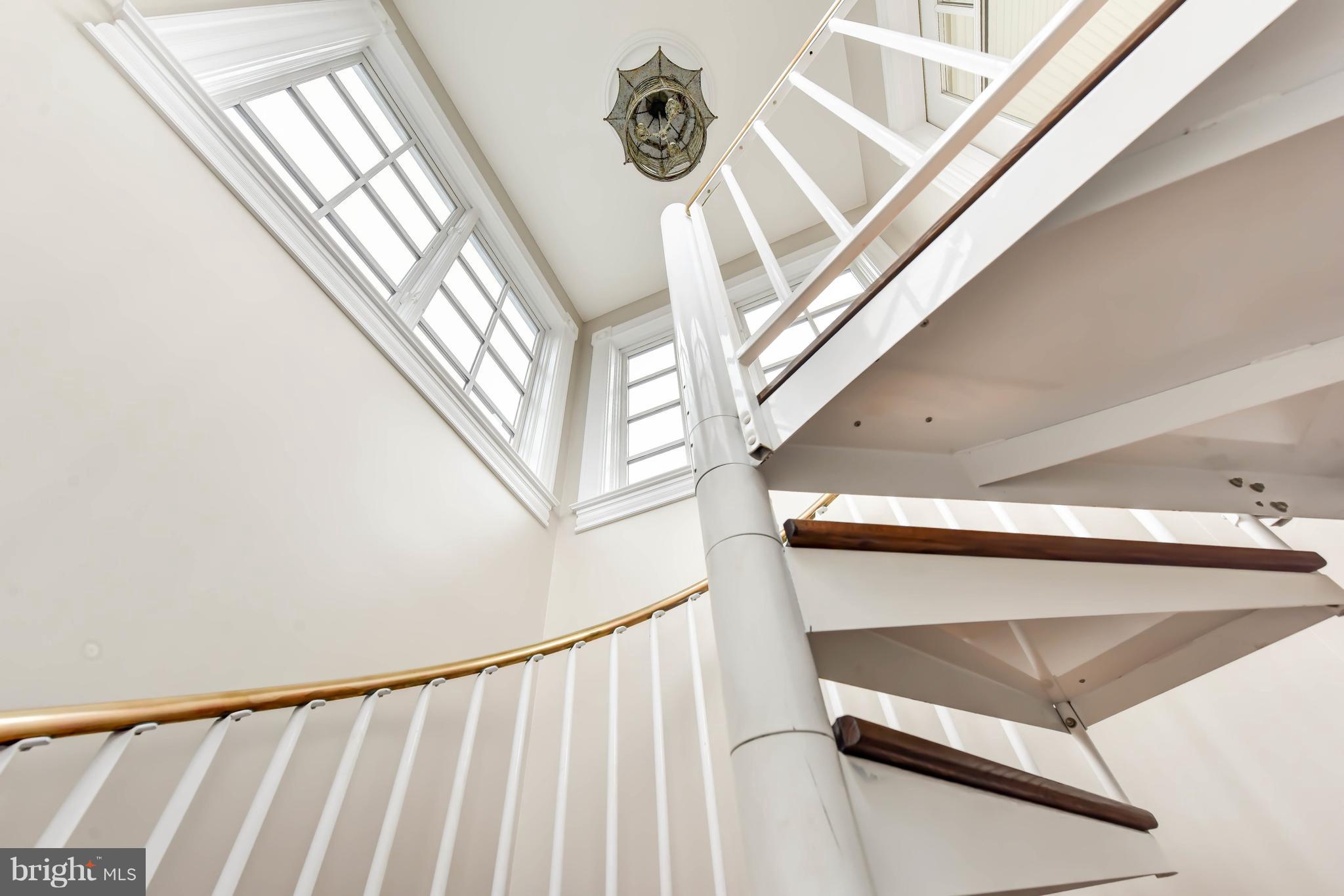 ARCTURUS ON THE POTOMAC - Residential