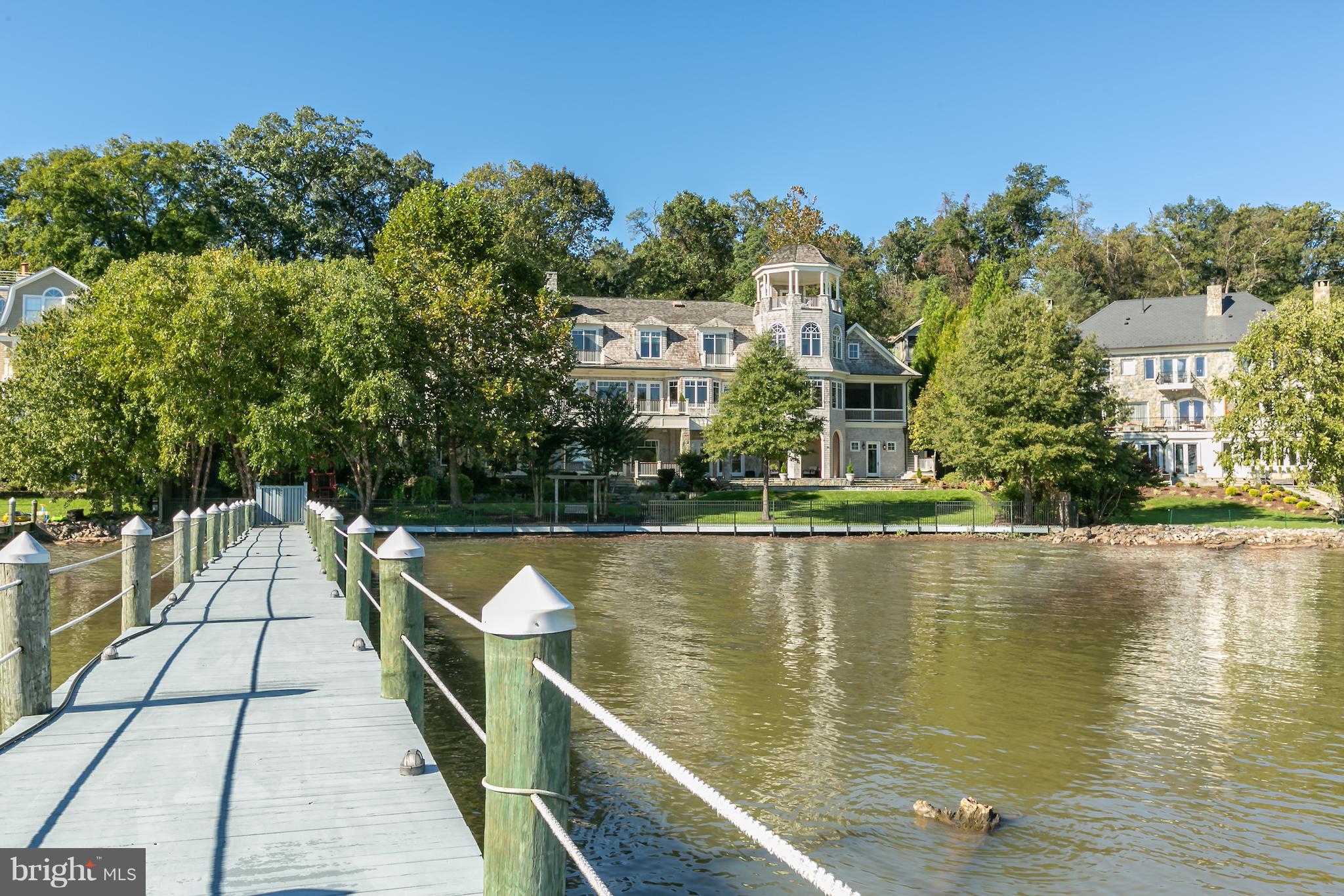 ARCTURUS ON THE POTOMAC - Residential