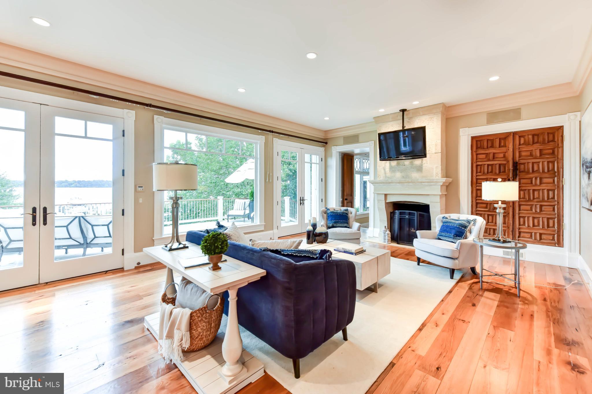 ARCTURUS ON THE POTOMAC - Residential