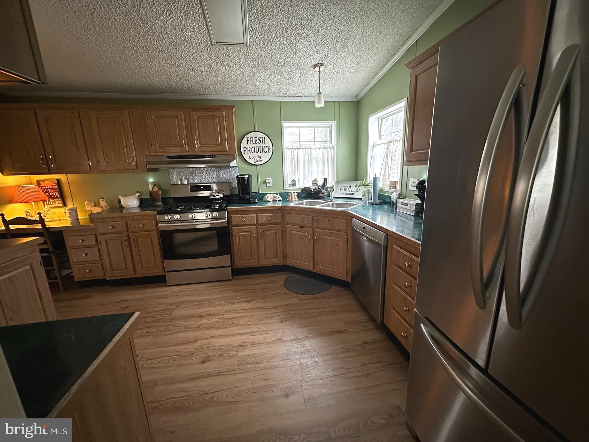 WALNUT MEADOWS - Residential