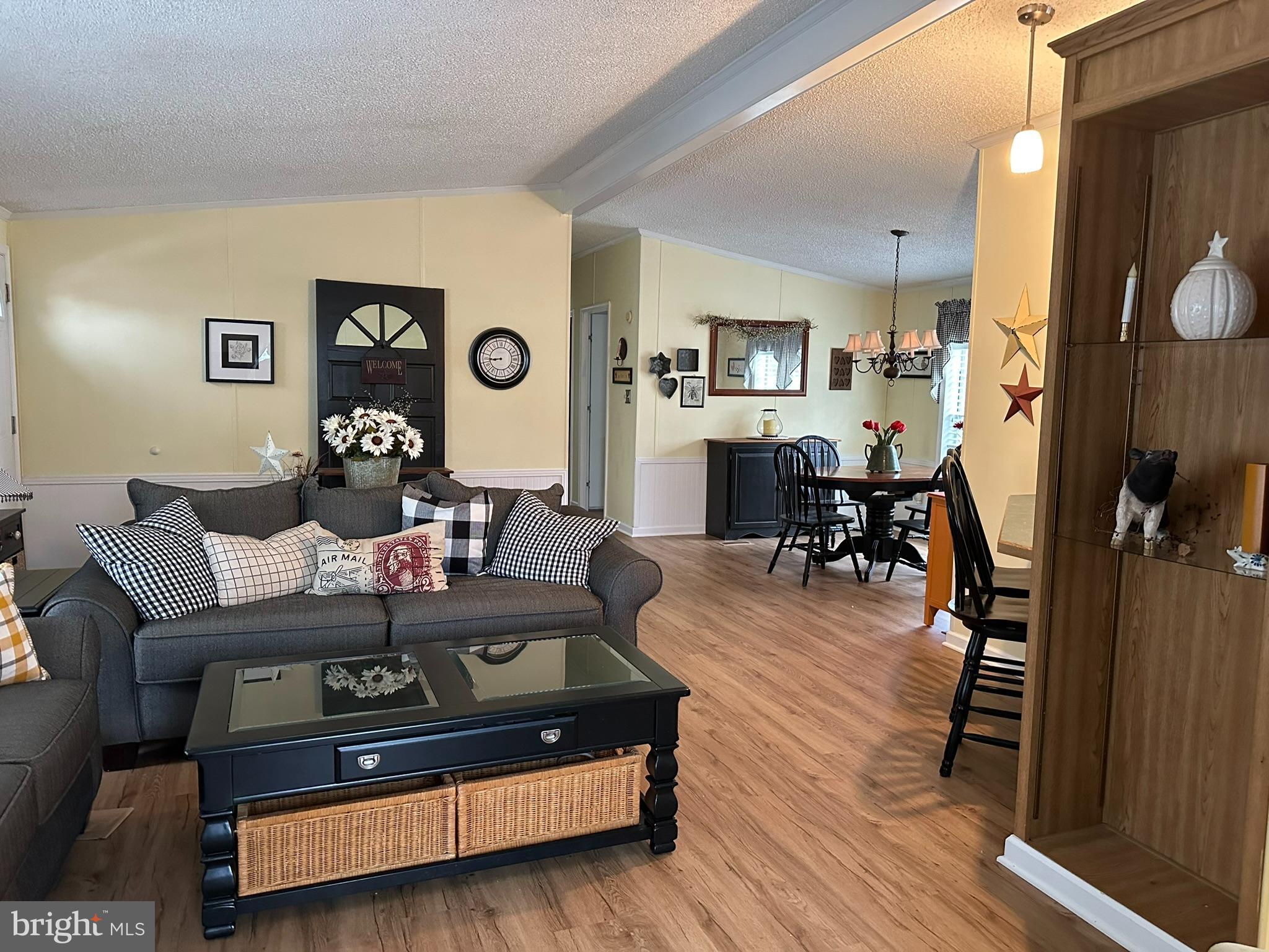 WALNUT MEADOWS - Residential