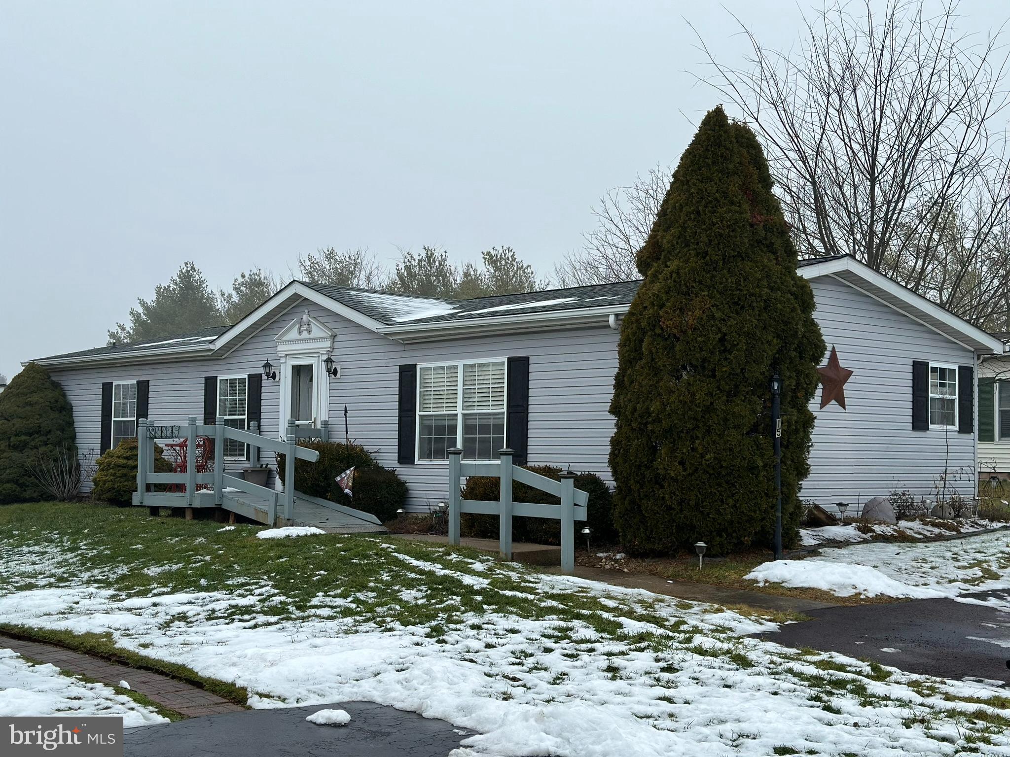 WALNUT MEADOWS - Residential