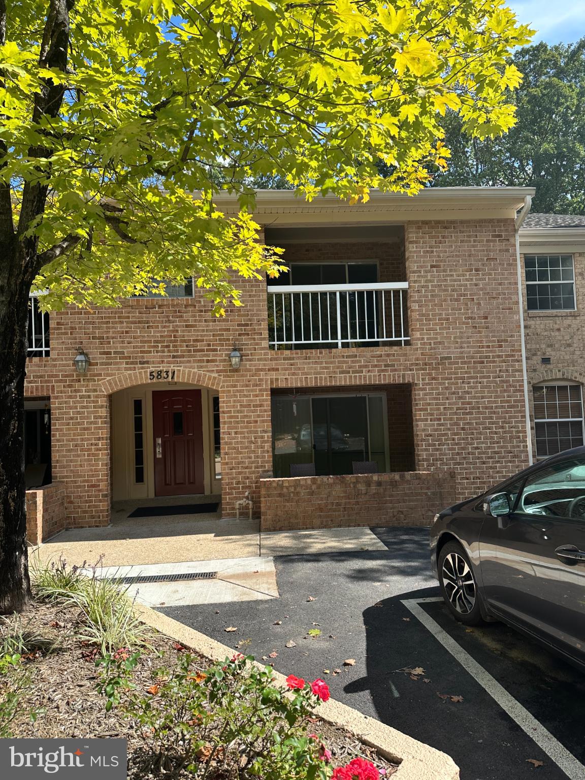 BURKE MILL COVE - Residential Lease