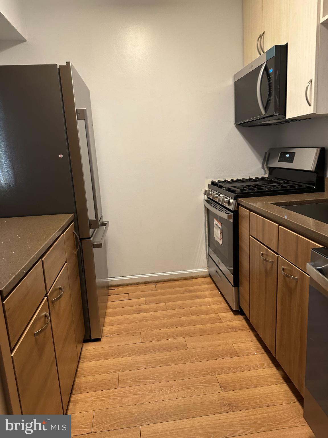 BURKE MILL COVE - Residential Lease