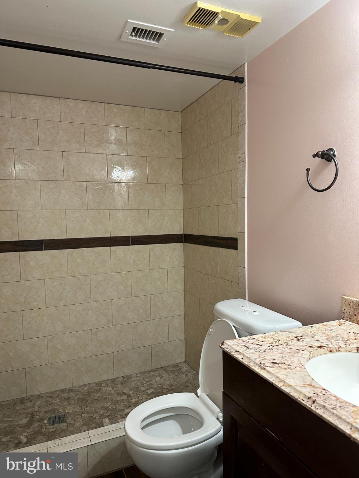 BURKE MILL COVE - Residential Lease