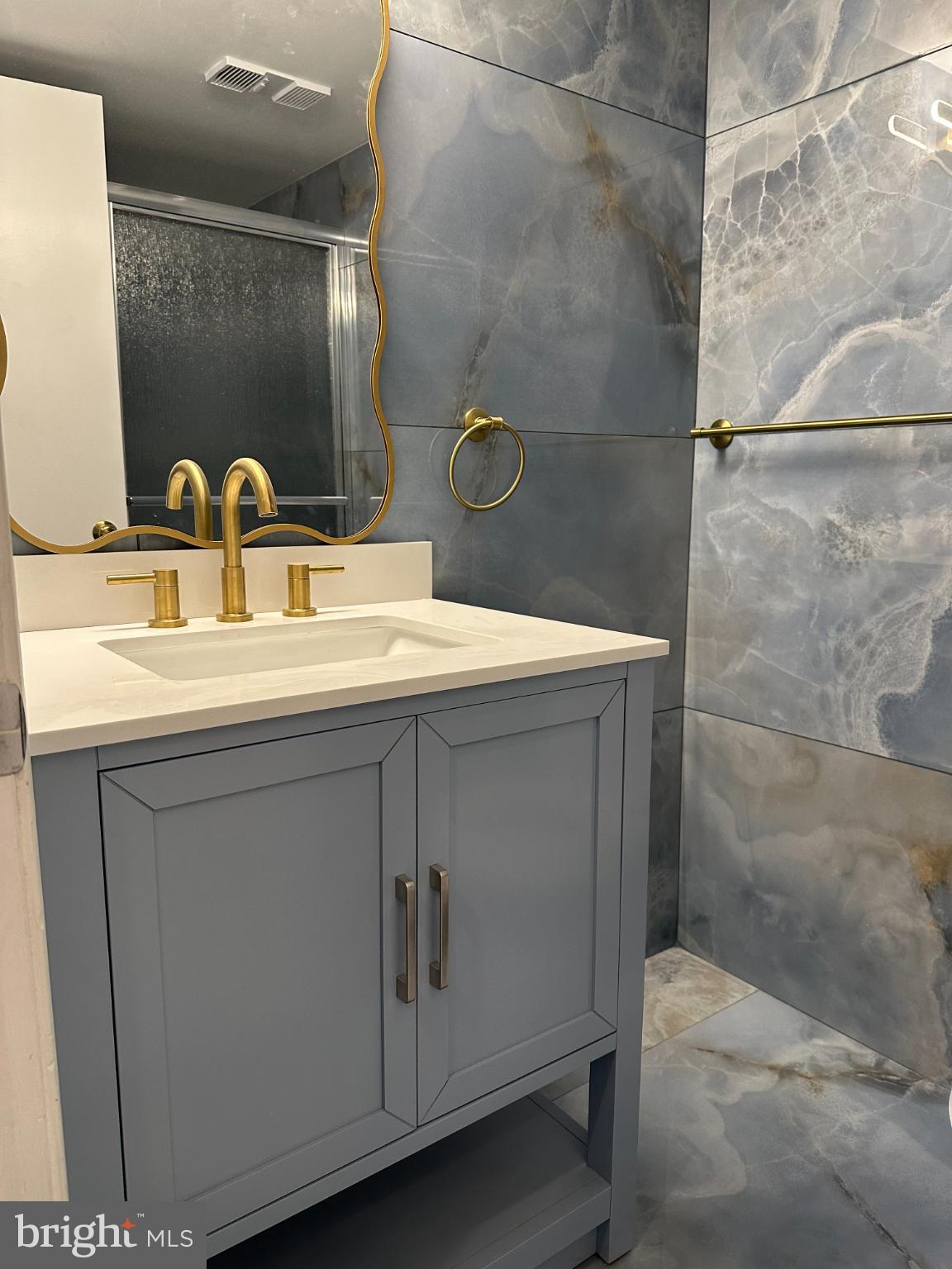 5831 COVE LANDLING ROAD 304