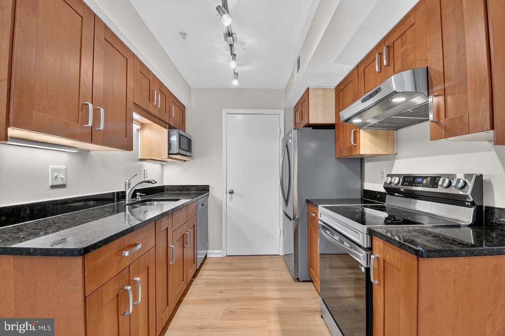 Photo of 2513 Mcveary Court #10AD, SILVER SPRING, MD 20906 (MLS # MDMC2253208)